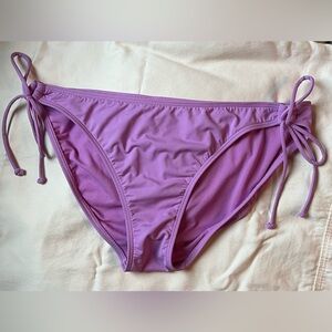 Athleta Notsostring bikini bottom. Size L